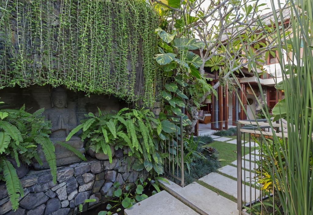 Villa Suar Drupadi Seminyak  Luaran gambar